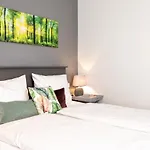 Hotel Luxstay - Self-check-in Bad Nauheim