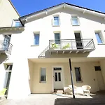 Luxstay - Self-check-in Hotel