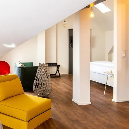 Hotel Luxstay - Self-check-in