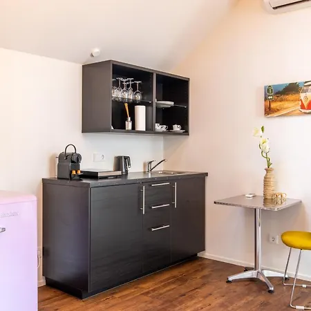 Luxstay - Self-check-in
