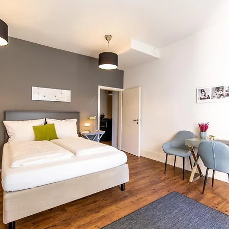 Hotel Luxstay - Self-check-in