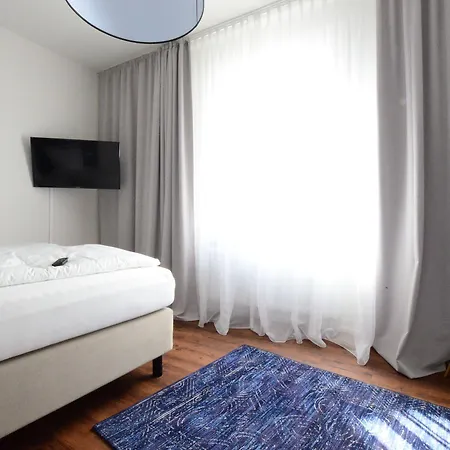 Luxstay - Self-check-in Hotel