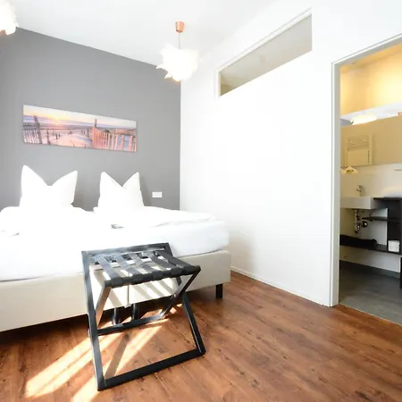 Luxstay - Self-check-in