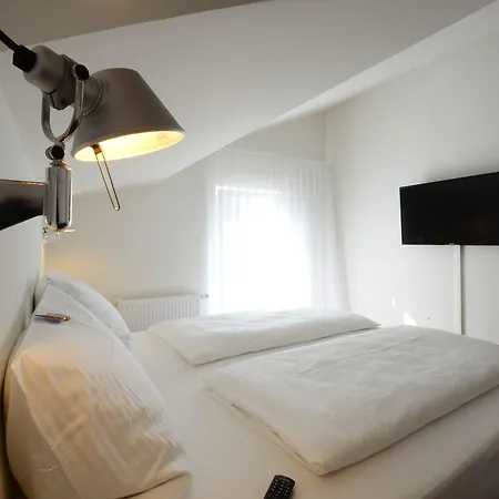 Luxstay - Self-check-in 3* Bad Nauheim