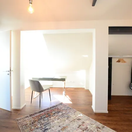 Luxstay - Self-check-in 3*