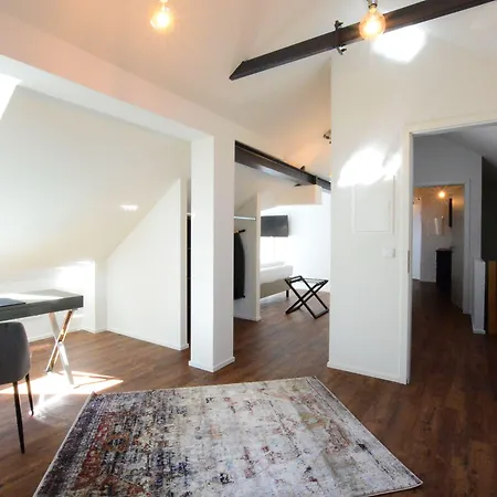 Luxstay - Self-check-in