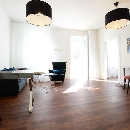 Luxstay - Self-check-in 3*