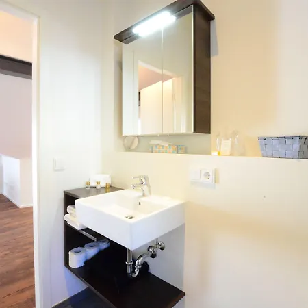 Hotel Luxstay - Self-check-in