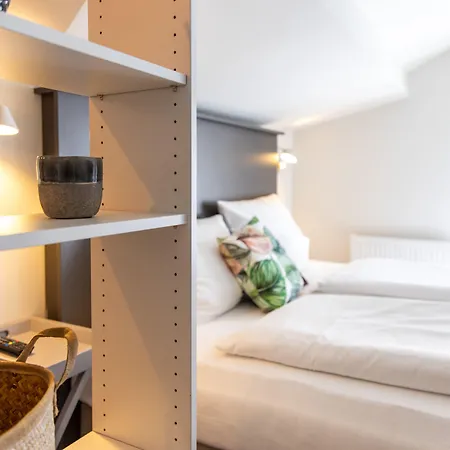 Szálloda Luxstay - Self-check-in