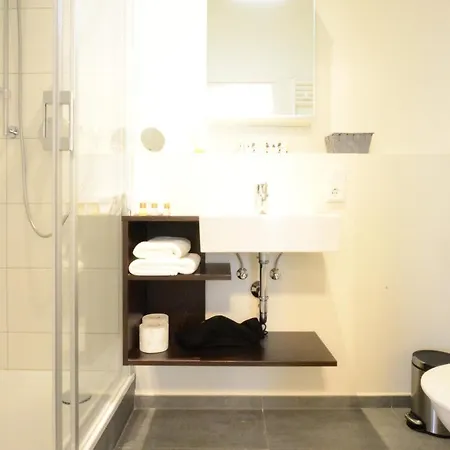 Luxstay - Self-check-in 3*