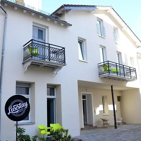 Hotel Luxstay - Self-check-in 3*
